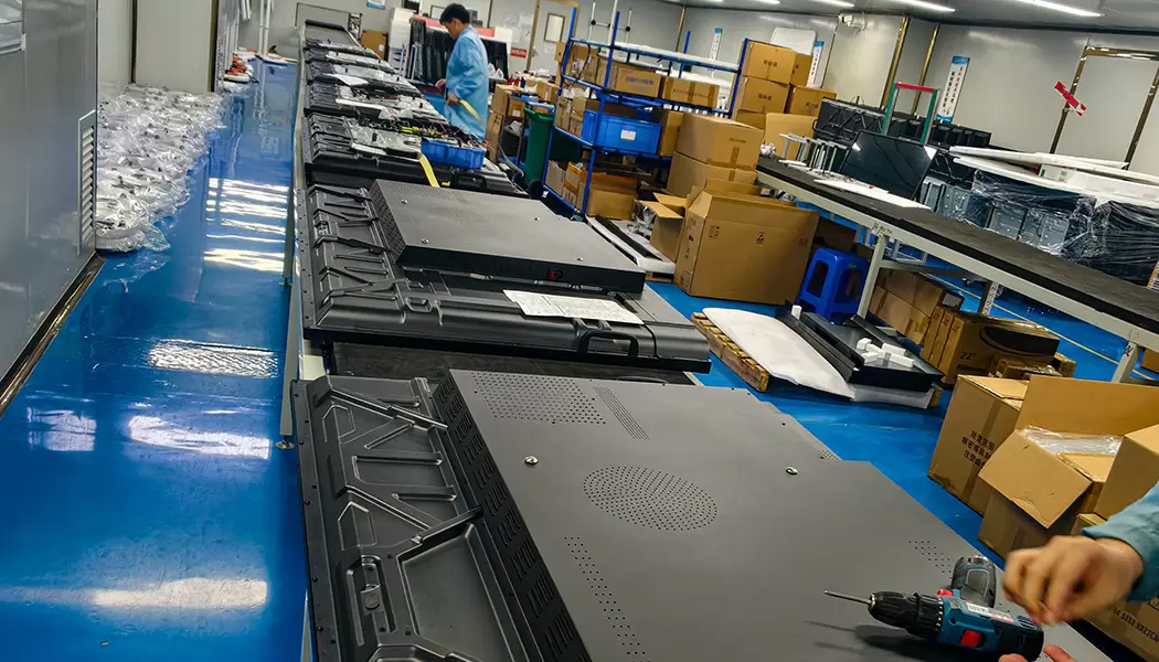 Bir Digital Signage &Uuml;reticisini Uzun Vadeli Projeler İ&ccedil;in G&uuml;venilir Yapan Nedir?